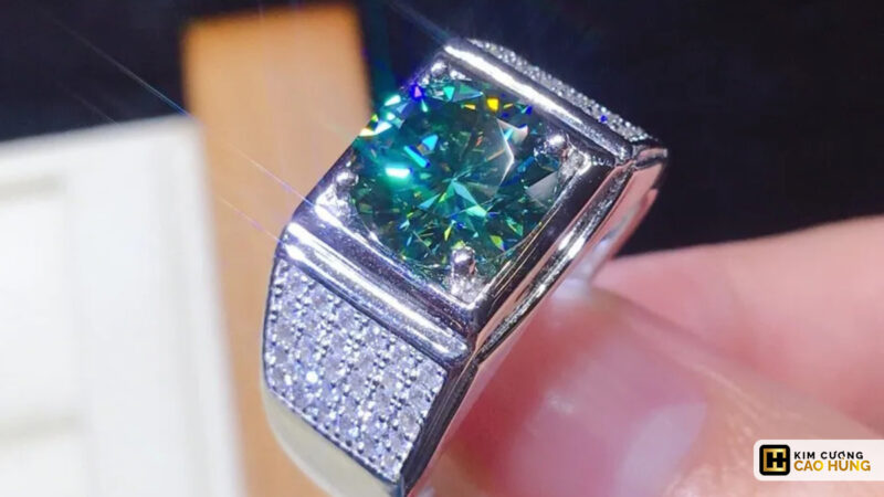 Nhẫn kim cương moissanite nam 15ly độc đáo và thời thượng giá khoảng 7.3 triệu đồng